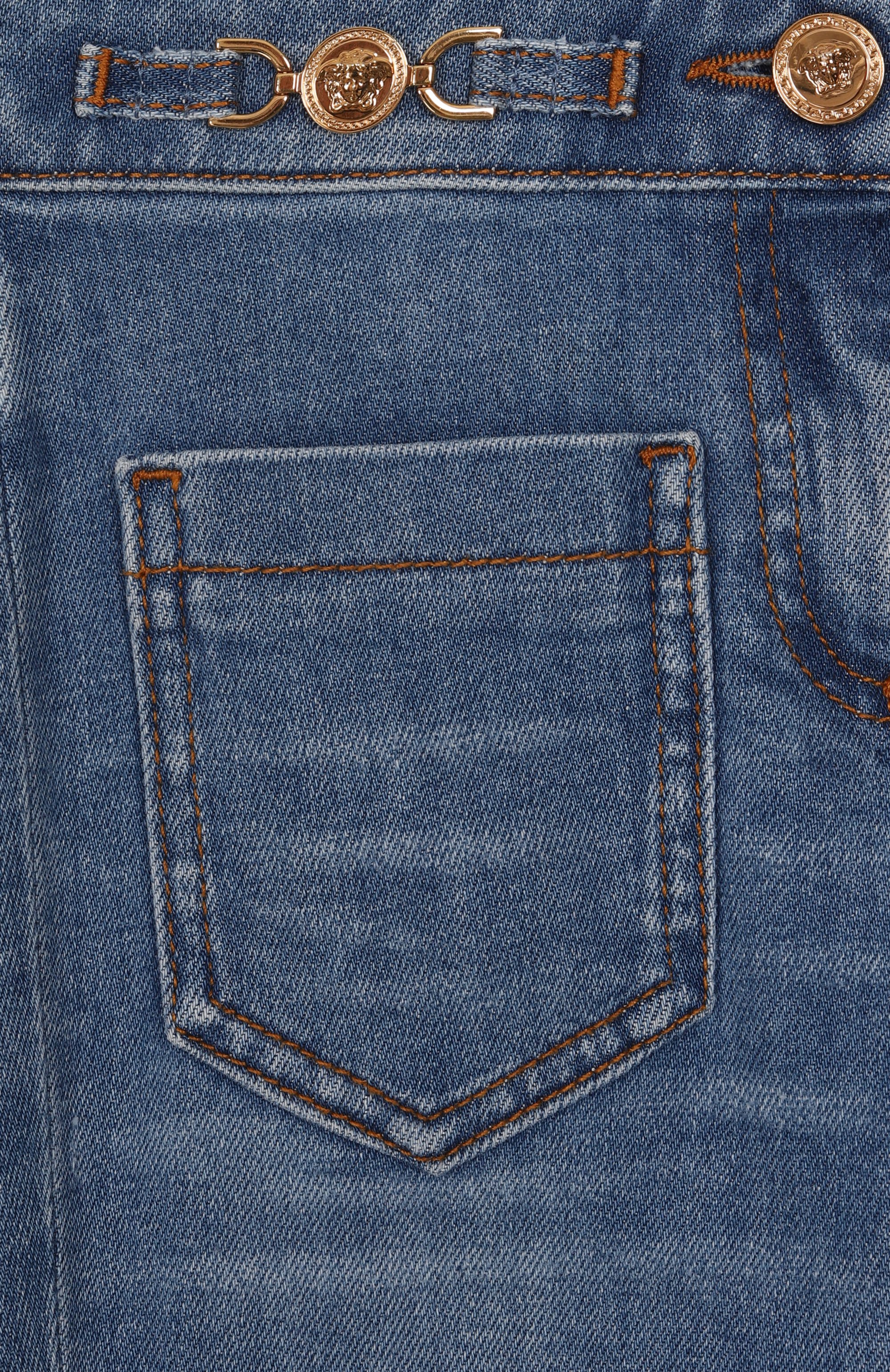 Джинсы VERSACE голубого цвета по цене 27950 руб., арт. 1013772/1A09660, фото 3 Джинсы VERSACE, арт. 1013772/1A09660, фото 3