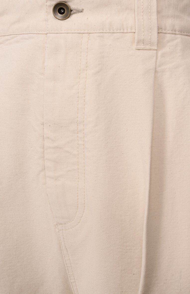 Женские хлопковые брюки MAISON MARGIELA кремового цвета, арт. S51KA0605/M35261 | Фото 6 (Материал внешний: Хлопок; Стили: Кэжуэл; Силуэт Ж (брюки и джинсы): Широкие; Женское Кросс-КТ: Брюки-одежда; Длина (брюки, джинсы): Стандартные; Автоматизация ТО: Проставлено; Автоматизация состава: Проставлено)