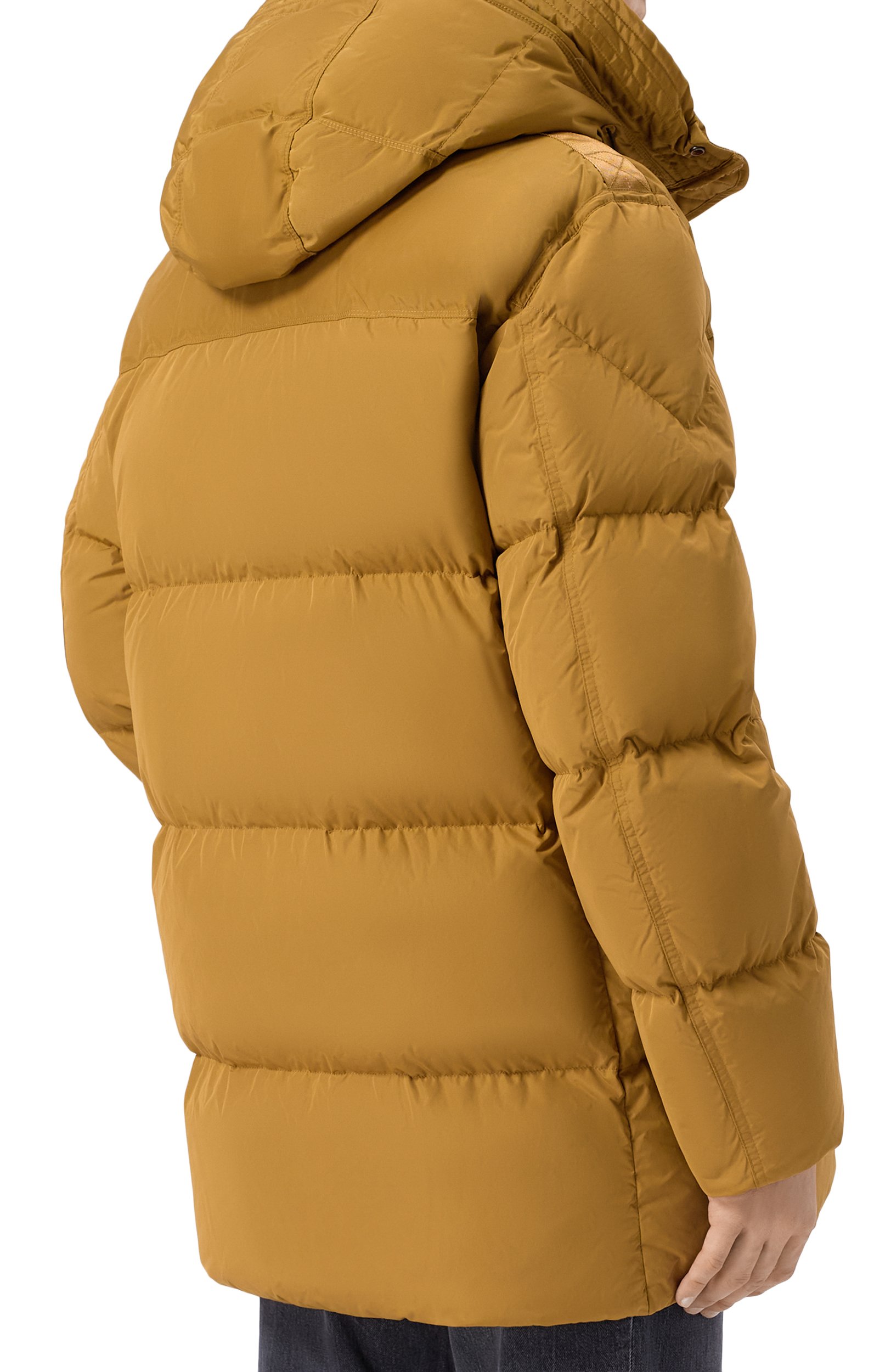 Пуховик PARAJUMPERS светло-коричневого цвета по цене 127500 руб., арт. 26WMPMPUHF03, фото 4 Пуховик PARAJUMPERS, арт. 26WMPMPUHF03, фото 4