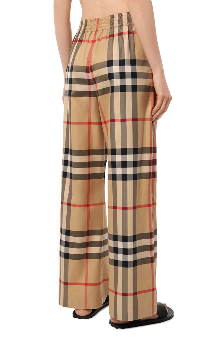 Burberry palazzo shop