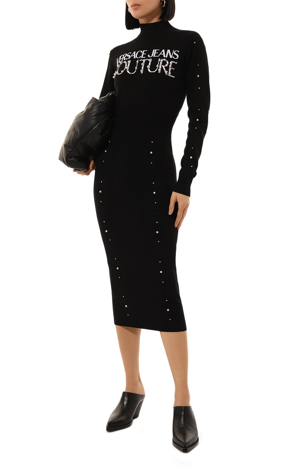 Платье из вискозы VERSACE JEANS COUTURE черного цвета по цене 54300 руб., арт. 77HA0M11/CMN60, фото 2 Платье из вискозы VERSACE JEANS COUTURE, арт. 77HA0M11/CMN60, фото 2
