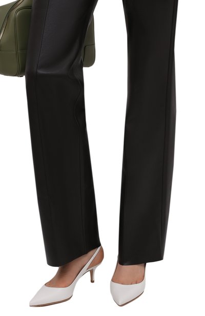 Кожаные туфли GIANVITO ROSSI белого цвета по цене 75750 руб., арт. G95266.55RIC.VITBIAN, фото 3 Кожаные туфли GIANVITO ROSSI, арт. G95266.55RIC.VITBIAN, фото 3