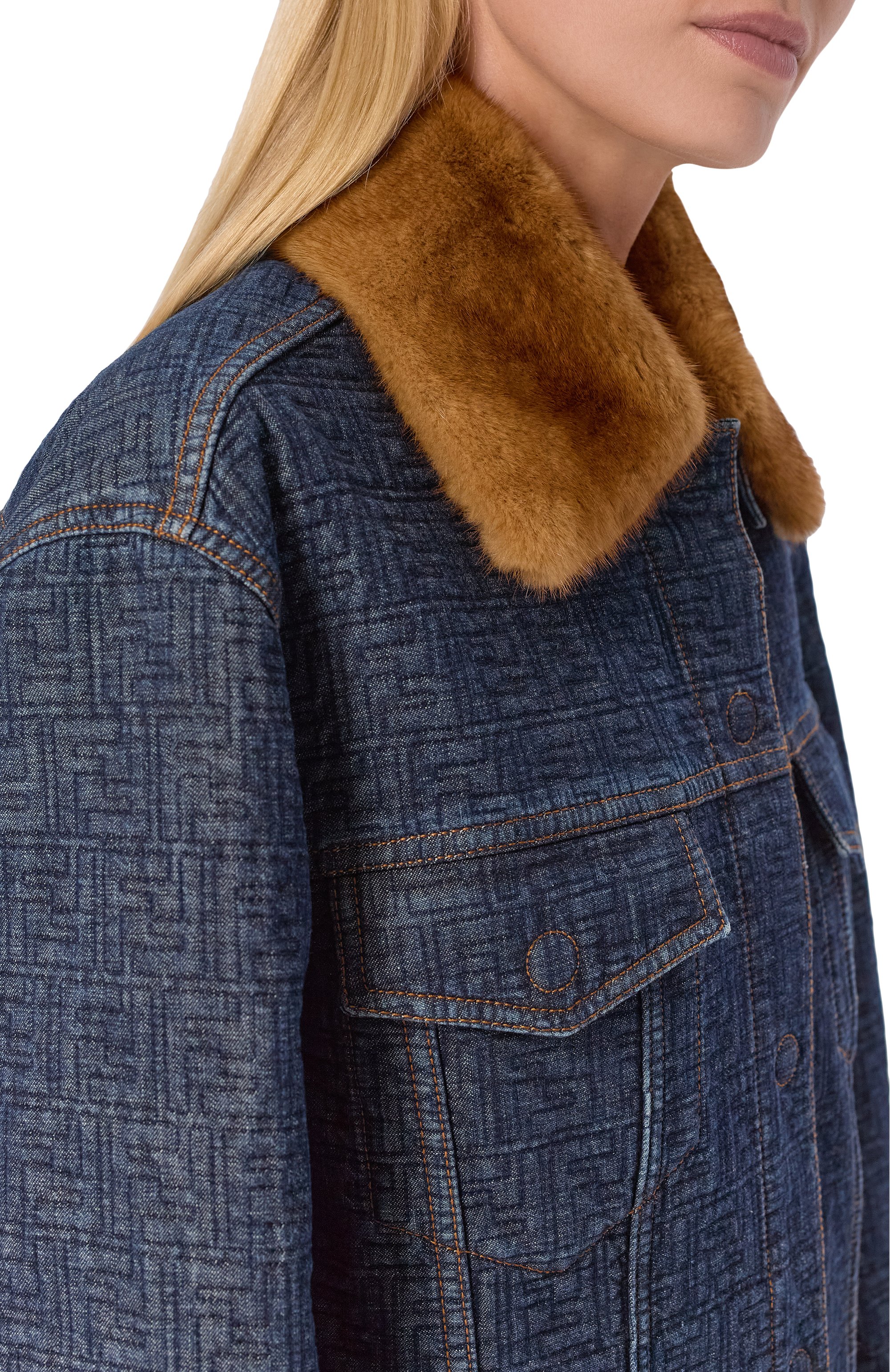 Джинсовая куртка с отделкой из норки FENDI, арт. FLF849/AW82, фото 5