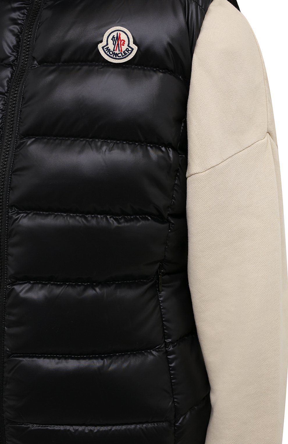 Пуховый жилет ghany MONCLER черного цвета по цене 69950 руб., арт. G2-093-1A525-00-68950, фото 5 Пуховый жилет ghany MONCLER, арт. G2-093-1A525-00-68950, фото 5