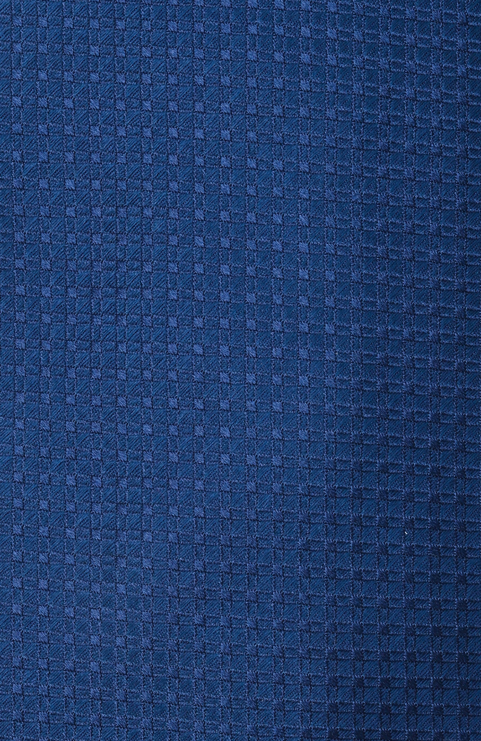 Шелковый галстук KITON синего цвета по цене 36050 руб., арт. UCRVKLC04L3901, фото 4 Шелковый галстук KITON, арт. UCRVKLC04L3901, фото 4