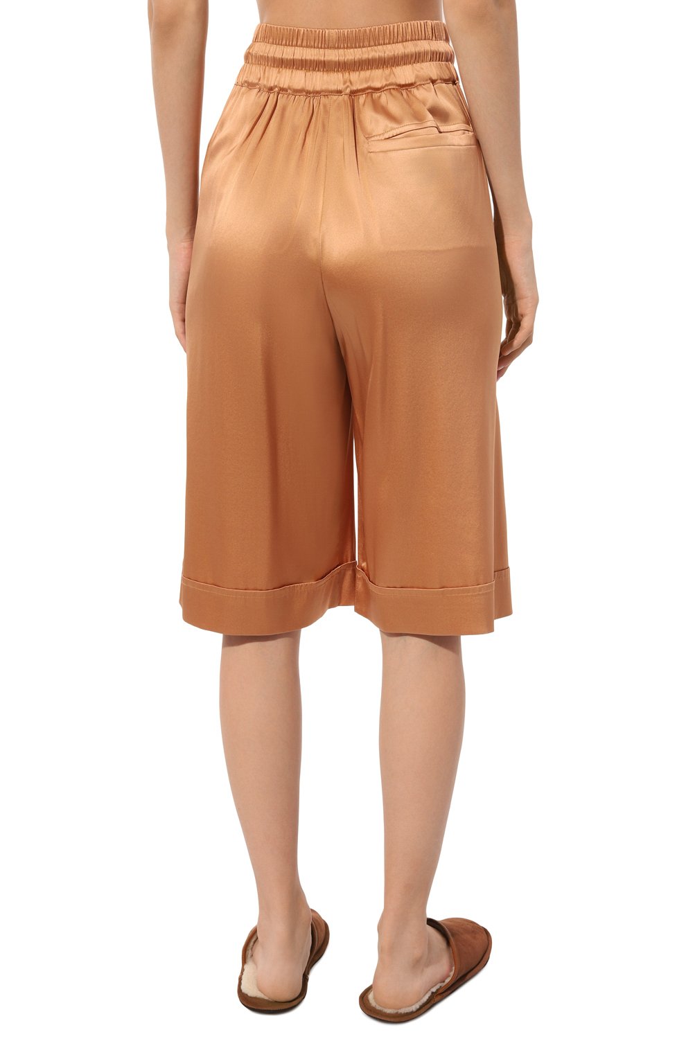 Шелковые шорты COSY SUNDAY светло-коричневого цвета по цене 95900 руб., арт. S2-211-, фото 4 Шелковые шорты COSY SUNDAY, арт. S2-211-, фото 4