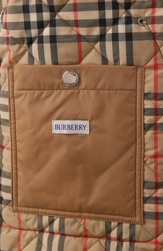 Женская куртка BURBERRY бежевого цвета, арт. 8071842 | Фото 7 (Рукава: Длинные; Материал подклада: Синтетический материал; Драгоценные камни: Проставлено; Материал сплава: Проставлено; Длина (верхняя одежда): Короткие; Кросс-КТ: Легкие, Куртка; Стили: Кэжуэл; Материал внешний: Синтетический материал)