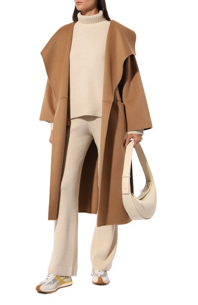 Кашемировый свитер ADDICTED кремового цвета по цене 77800 руб., арт. MK840, фото 2 Кашемировый свитер ADDICTED, арт. MK840, фото 2