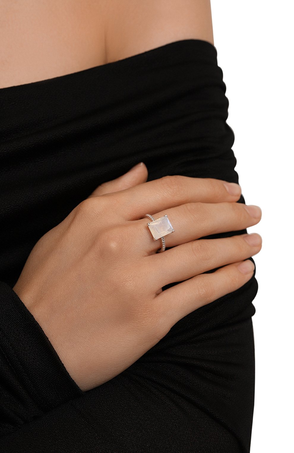 Кольцо SECRETS JEWELRY серебряного цвета по цене 19700 руб., арт. КЛКДБТС0126, фото 2 Кольцо SECRETS JEWELRY, арт. КЛКДБТС0126, фото 2