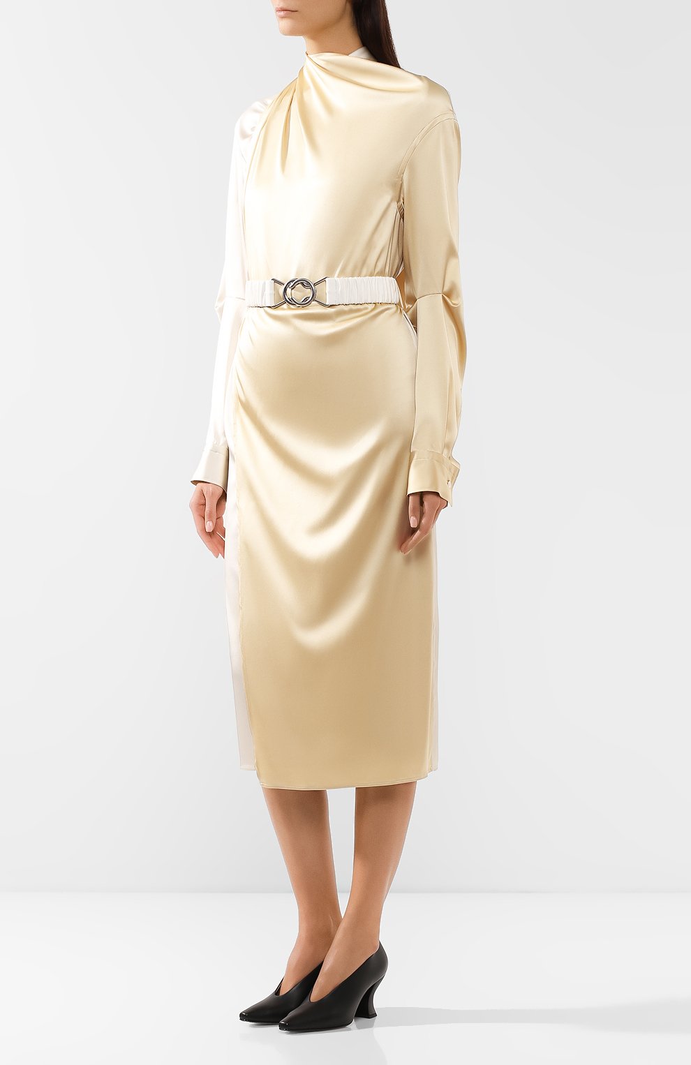 Шелковое платье BOTTEGA VENETA бежевого цвета по цене 374000 руб., арт. 582779/VA6R2, фото 3 Шелковое платье BOTTEGA VENETA, арт. 582779/VA6R2, фото 3