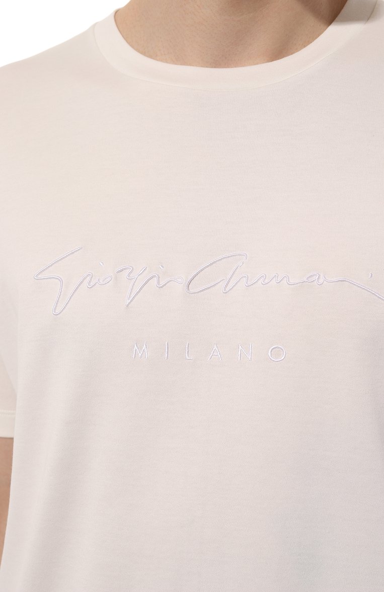 Мужская хлопковая футболка GIORGIO ARMANI кремового цвета, арт. 6GSM90/SJRQZ | Фото 5 (Рукава: Короткие; Принт: Без принта; Стили: Кэжуэл; Материал внешний: Хлопок; Длина (для топов): Удлиненные; Кросс-КТ: Джерси; Мужское Кросс-КТ: Футболка-одежда; Автоматизация состава: Проставлено; Автоматизация ТО: Проставлено; Детали: Без декора)