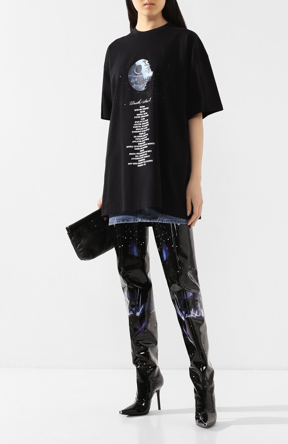 Хлопковая футболка star wars x vetements xl VETEMENTS черного цвета по цене 41100 руб., арт. USW21TS011 1600/W, фото 2 Хлопковая футболка star wars x vetements xl VETEMENTS, арт. USW21TS011 1600/W, фото 2