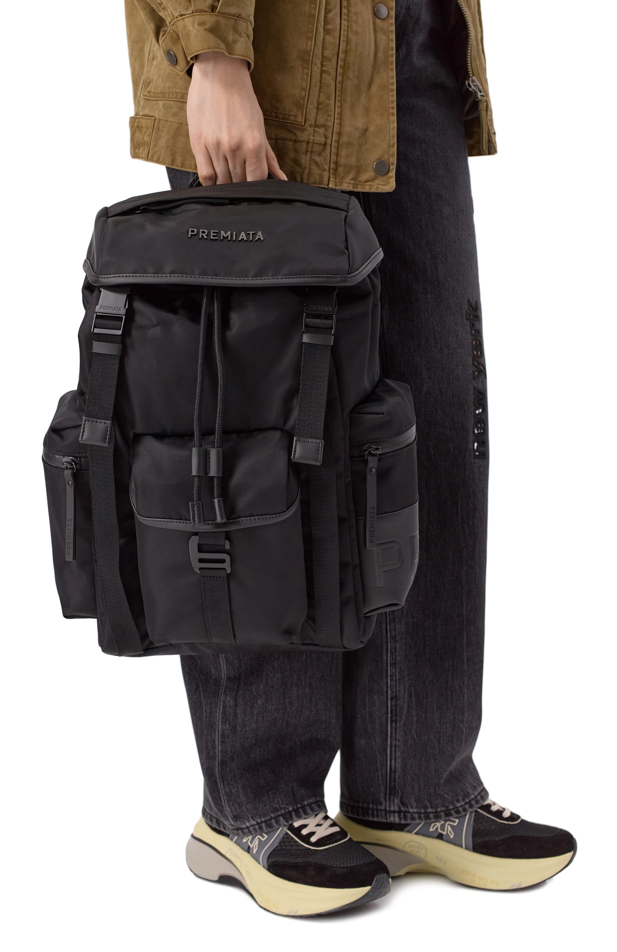 Рюкзак booker PREMIATA черного цвета по цене 39900 руб., арт. B00KER/VAR 2103, фото 2 Рюкзак booker PREMIATA, арт. B00KER/VAR 2103, фото 2
