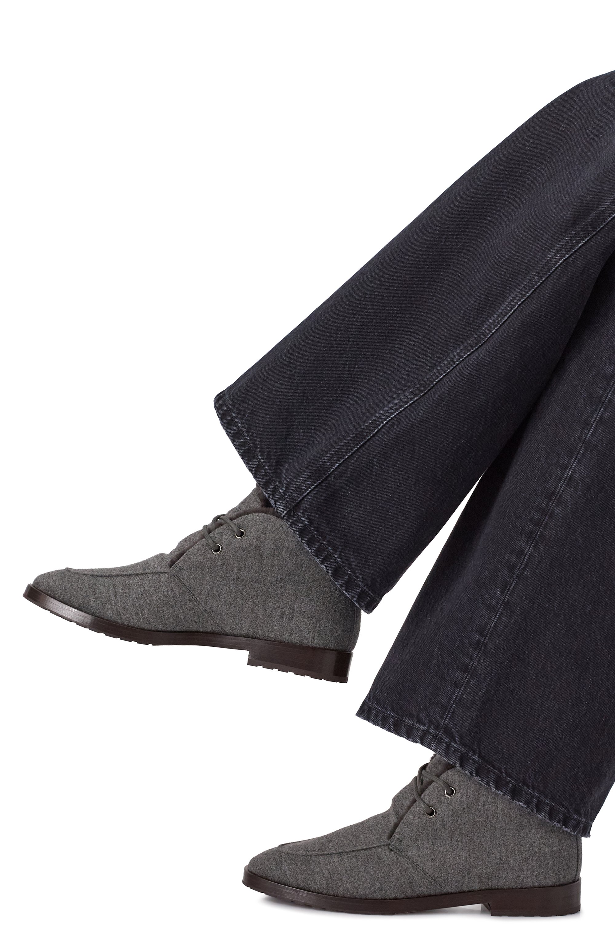 Текстильные ботинки BOUGEOTTE серого цвета по цене 128500 руб., арт. LWB-TESCAS/SHEAINP-GR, фото 2 Текстильные ботинки BOUGEOTTE, арт. LWB-TESCAS/SHEAINP-GR, фото 2