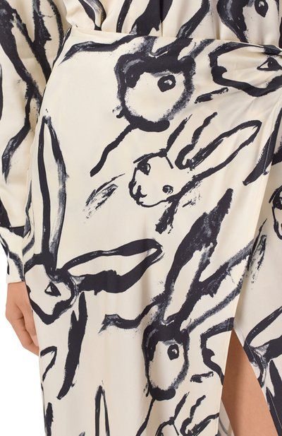 Юбка из вискозы MSGM черно-белого цвета по цене 47000 руб., арт. 3941MDD25/257655, фото 5 Юбка из вискозы MSGM, арт. 3941MDD25/257655, фото 5