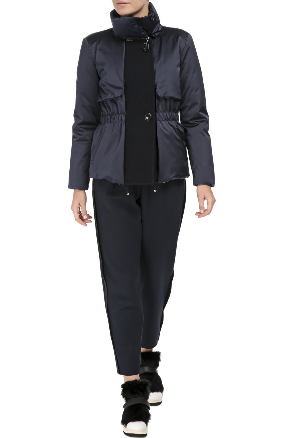 Утепленная приталенная куртка с высоким воротником GIORGIO ARMANI, арт. UAB13W/UA194, фото 2