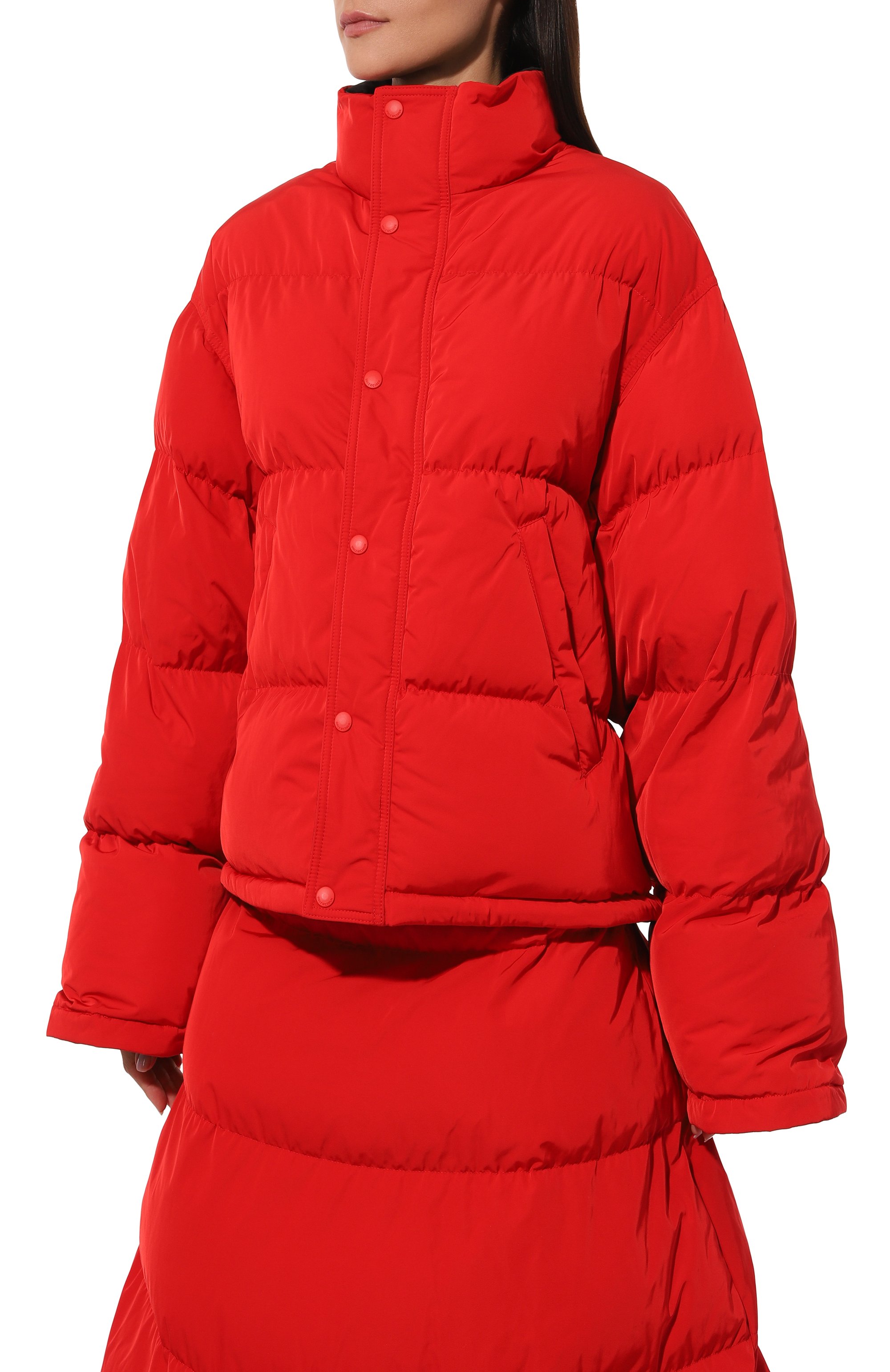 Двусторонний пуховик BALENCIAGA красного цвета по цене 477500 руб., арт. 808794/TR018, фото 3 Двусторонний пуховик BALENCIAGA, арт. 808794/TR018, фото 3