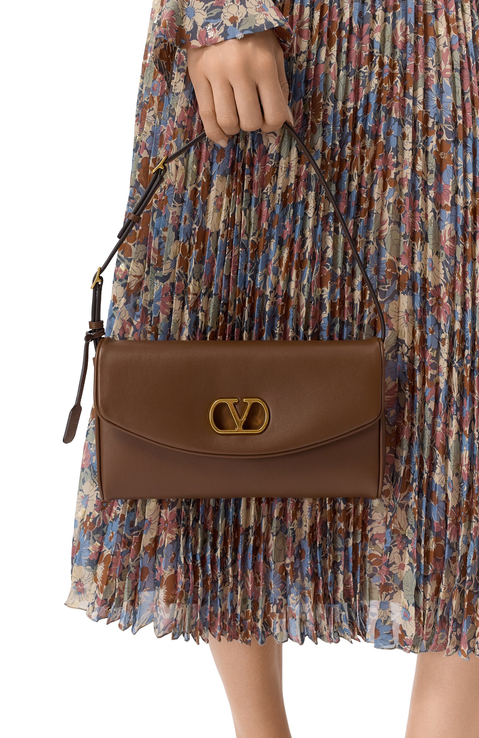 Сумка devain small VALENTINO коричневого цвета по цене 243000 руб., арт. 9W2B0T31/ABM, фото 2 Сумка devain small VALENTINO, арт. 9W2B0T31/ABM, фото 2