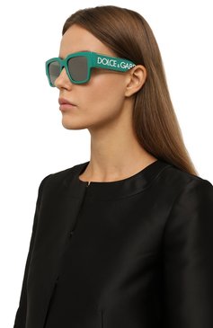 Женские солнцезащитные очки DOLCE & GABBANA зеленого цвета, арт. 6184-331182 | Фото 2 (Кросс-КТ: С/з-унисекс; Региональные ограничения белый список (Axapta Mercury): Не проставлено; Нос: Не проставлено; Материал: Пластик; Тип очков: С/з; Очки форма: Квадратные; Оптика Гендер: оптика-унисекс)