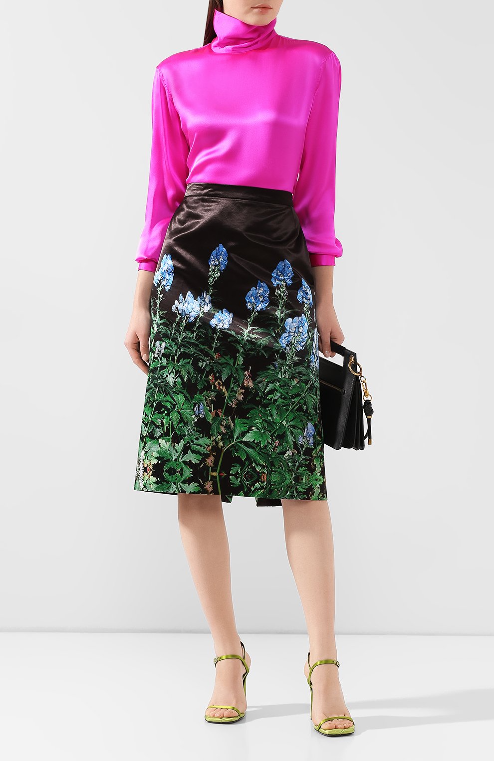 Шелковая блузка DRIES VAN NOTEN фуксия цвета по цене 54000 руб., арт. 192-10759-8380, фото 2 Шелковая блузка DRIES VAN NOTEN, арт. 192-10759-8380, фото 2