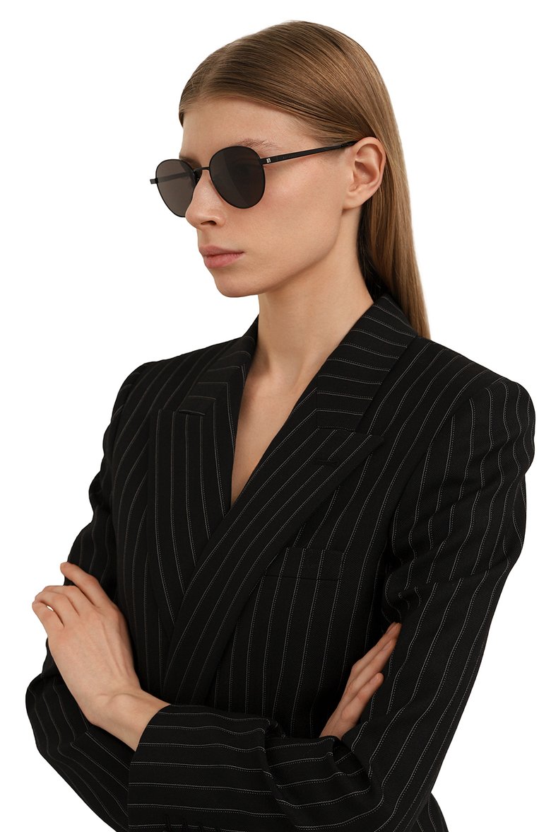 Женские солнцезащитные очки SAINT LAURENT черного цвета, арт. SL 533 009 | Фото 2 (Кросс-КТ: С/з-унисекс; Тип очков: С/з; Нос: Не проставлено; Региональные ограничения белый список (Axapta Mercury): Не проставлено; Материал: Металл; Оптика Гендер: оптика-унисекс; Очки форма: Круглые)
