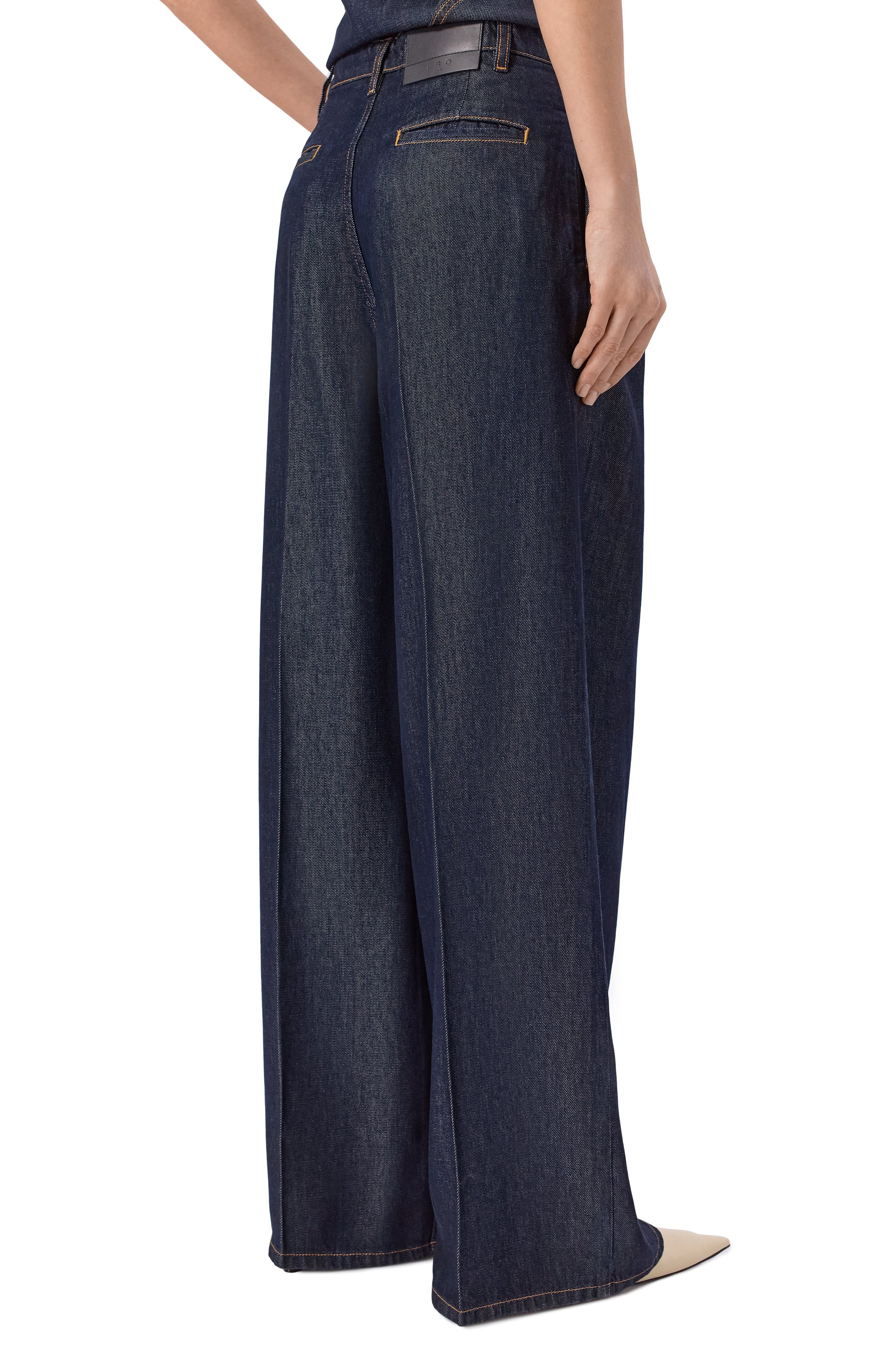 Джинсы remy IRO синего цвета по цене 46850 руб., арт. WP23REMY, фото 4 Джинсы remy IRO, арт. WP23REMY, фото 4