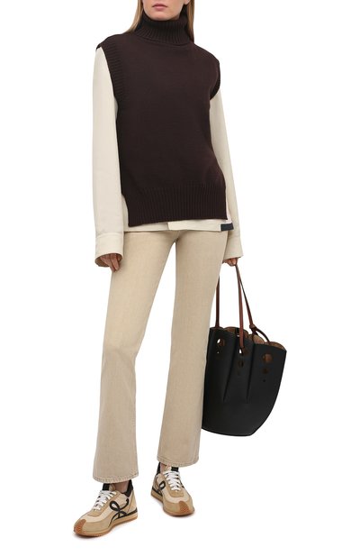 Джинсы JACQUEMUS бежевого цвета по цене 34350 руб., арт. 211DE01/124810, фото 2 Джинсы JACQUEMUS, арт. 211DE01/124810, фото 2