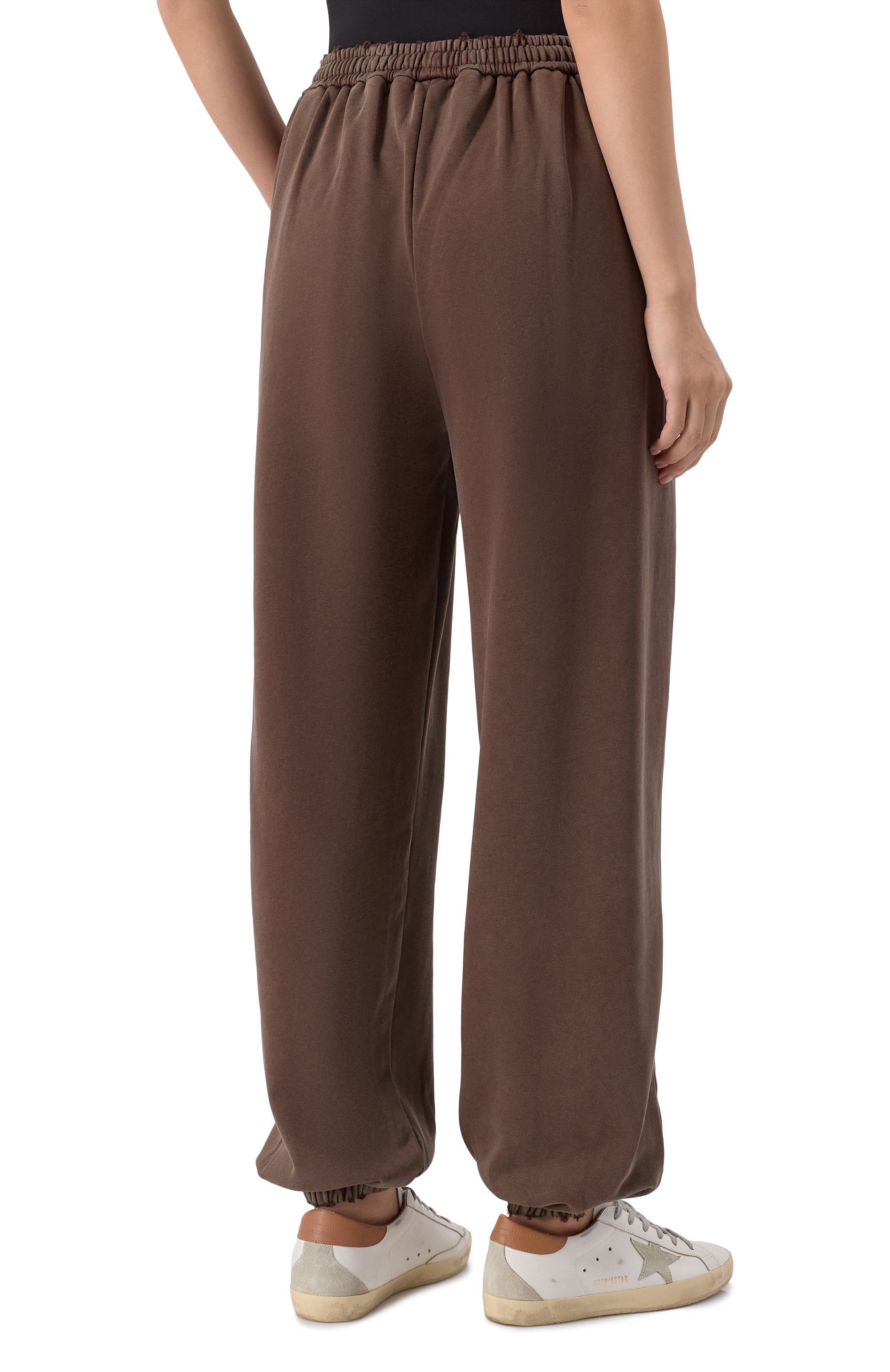 Хлопковые джоггеры ADDICTED коричневого цвета по цене 23870 руб., арт. FT2308.1, фото 4 Хлопковые джоггеры ADDICTED, арт. FT2308.1, фото 4