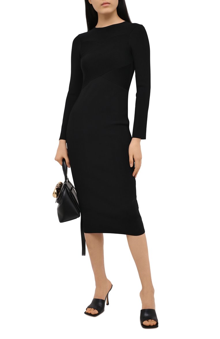 Женское платье из вискозы EMPORIO ARMANI черного цвета, арт. 6H2AW1/2M4BZ | Фото 2 (Рукава: Длинные; Длина Ж (юбки, платья, шорты): Миди; Кросс-КТ: Трикотаж; Женское Кросс-КТ: Платье-одежда, платье-футляр; Случай: Повседневный; Стили: Гламурный; Материал внешний: Вискоза; Региональные ограничения белый список (Axapta Mercury): Не проставлено)