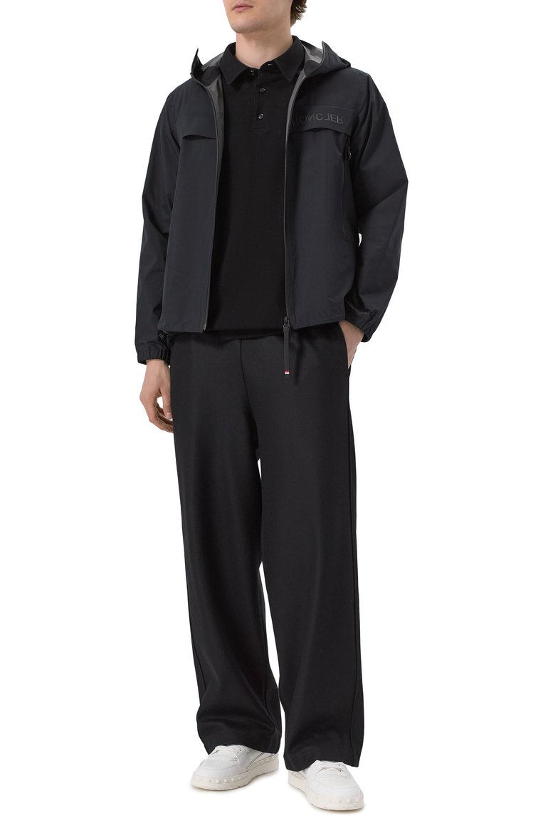 Мужская куртка shipton MONCLER GRENOBLE черного цвета, арт. 1A00015/54AL5 | Фото 2 (Материал внешний: Синтетический материал; Автоматизация ТО: Проставлено; Длина (верхняя одежда): Короткие; Рукава: Длинные; Автоматизация состава: Проставлено; Кросс-КТ: Легкие; Стили: Кэжуэл)