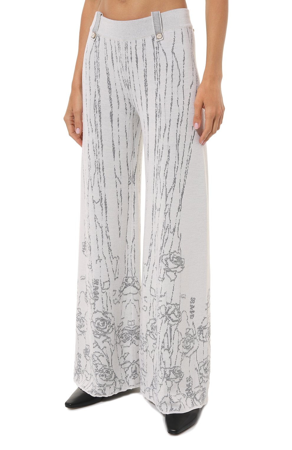 Брюки из шерсти и вискозы AND THE BRAND светло-серого цвета по цене 49000 руб., арт. W24-P029L-1202-119, фото 3 Брюки из шерсти и вискозы AND THE BRAND, арт. W24-P029L-1202-119, фото 3