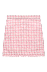 Светло-розовый