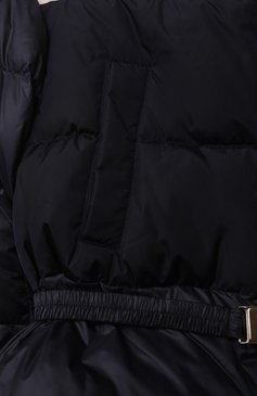 Детская пуховая куртка MONCLER синего цвета, арт. G2-954-1A520-10-54155/12-14A | Фото 3 (Материал подклада: Синтетический материал; Материал внешний: Синтетический материал; Рукава: Длинные; Девочки Кросс-КТ: Пуховик-верхняя одежда; Материал утеплителя: Пух и перо; Кросс-КТ: Зима; Материал сплава: Проставлено; Драгоценные камни: Проставлено; Ростовка одежда: 12 лет | 152 см, 16 лет | 164 см)