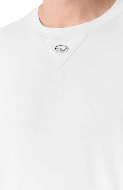 Хлопковая футболка DIESEL белого цвета по цене 11800 руб., арт. A19963/0AIJU, фото 5 Хлопковая футболка DIESEL, арт. A19963/0AIJU, фото 5