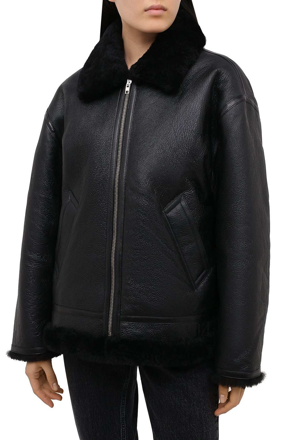 Дубленка VETEMENTS черного цвета по цене 338500 руб., арт. UAH21JA017 2403/W, фото 4 Дубленка VETEMENTS, арт. UAH21JA017 2403/W, фото 4
