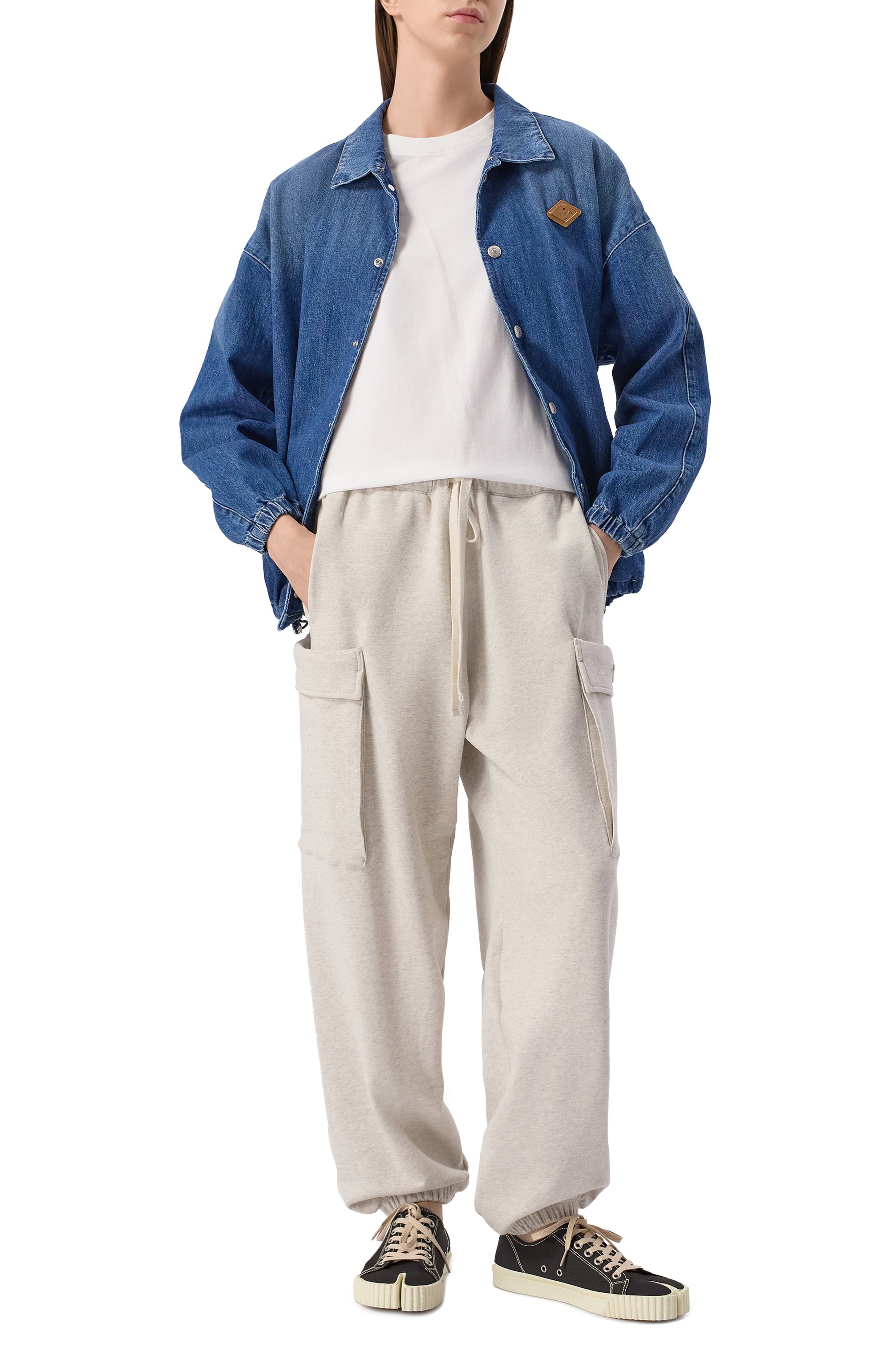 Хлопковые джоггеры REPLAY светло-серого цвета по цене 22500 руб., арт. W8155 .000.23812, фото 2 Хлопковые джоггеры REPLAY, арт. W8155 .000.23812, фото 2