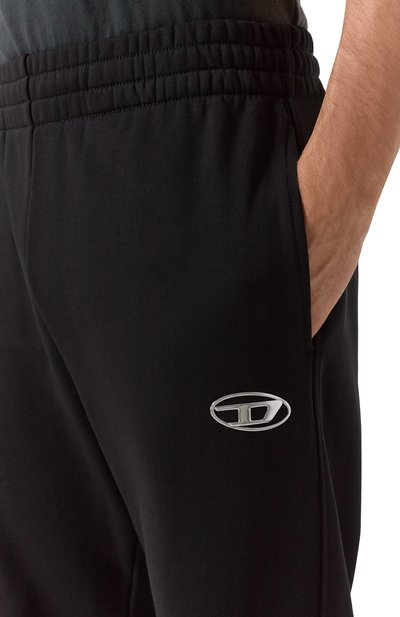 Хлопковые джоггеры DIESEL черного цвета по цене 18450 руб., арт. A19417/0BMBJ, фото 5 Хлопковые джоггеры DIESEL, арт. A19417/0BMBJ, фото 5