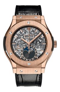 Часы classic fusion aerofusion moonphase king gold HUBLOT бесцветного цвета по цене 5213000 руб., арт. 517.OX.0180.LR, фото 1 Часы classic fusion aerofusion moonphase king gold HUBLOT, арт. 517.OX.0180.LR, фото 1