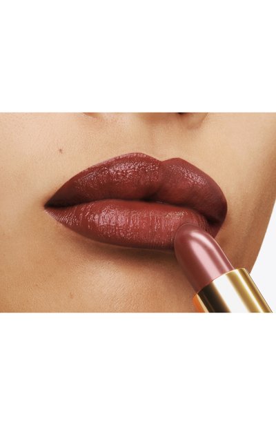 Помада для губ runway lip color, оттенок 34 irrepressi (3,5g) TOM FORD цвета по цене 6550 руб., арт. TEYC-29, фото 3 Помада для губ runway lip color, оттенок 34 irrepressi (3,5g) TOM FORD, арт. TEYC-29, фото 3