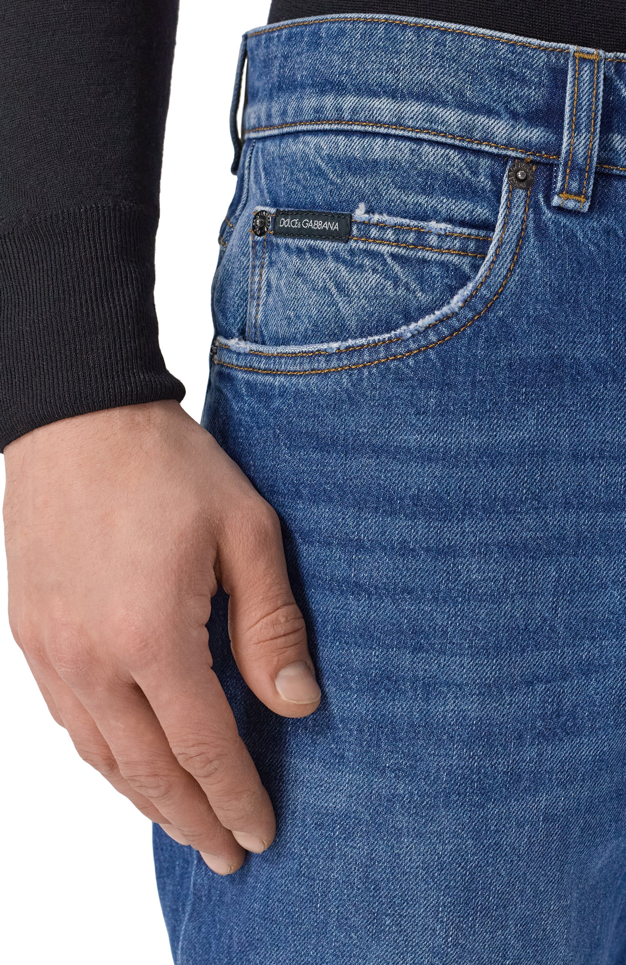 Джинсы regular DOLCE & GABBANA синего цвета по цене 85850 руб., арт. GYJCCD/G8NZ5, фото 5 Джинсы regular DOLCE & GABBANA, арт. GYJCCD/G8NZ5, фото 5