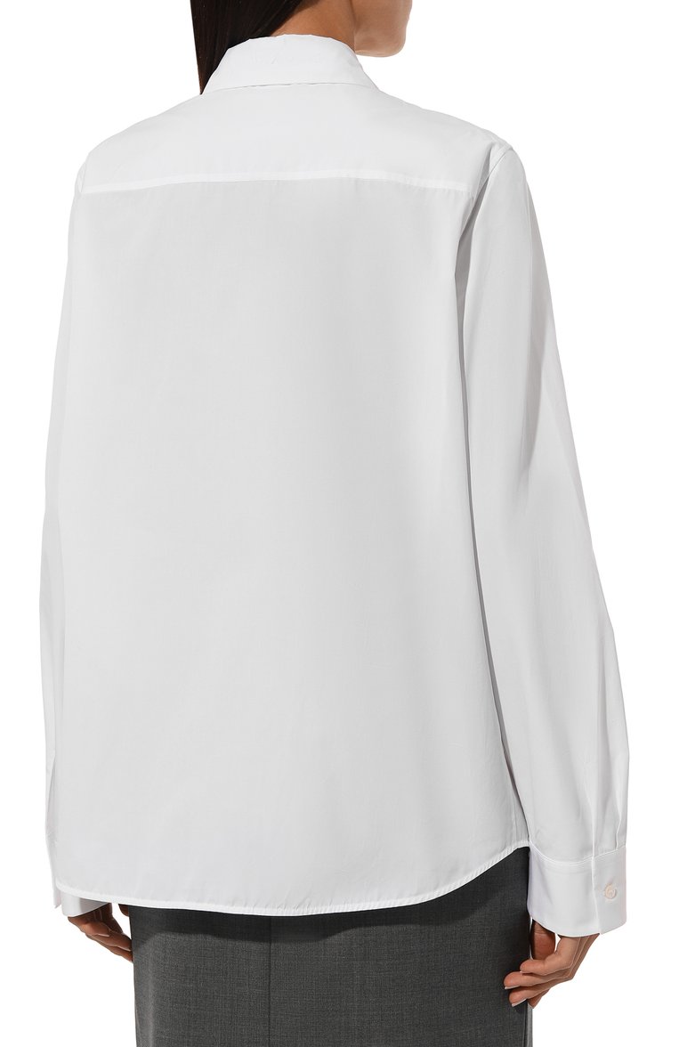 Женская хлопковая рубашка JIL SANDER белого цвета, арт. J04DL0003/J45001 | Фото 4 (Длина (для топов): Удлиненные; Рукава: Длинные; Материал внешний: Хлопок; Женское Кросс-КТ: Рубашка-одежда; Принт: Без принта; Материал сплава: Проставлено; Драгоценные камни: Прос�тавлено; Стили: Классический)
