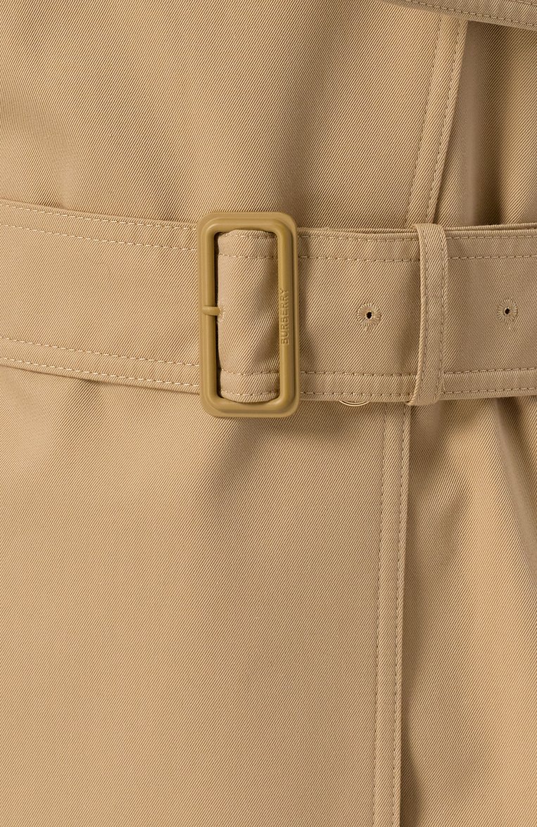 Женский хлопковый тренч BURBERRY бежевого цвета, арт. 8089812 | Фото 6 (Материал подк�лада: Хлопок; Автоматизация ТО: Проставлено; Материал внешний: Хлопок; Рукава: Длинные; Длина (верхняя одежда): До колена; Автоматизация состава: Проставлено; Кросс-КТ: Куртка; Стили: Классический)