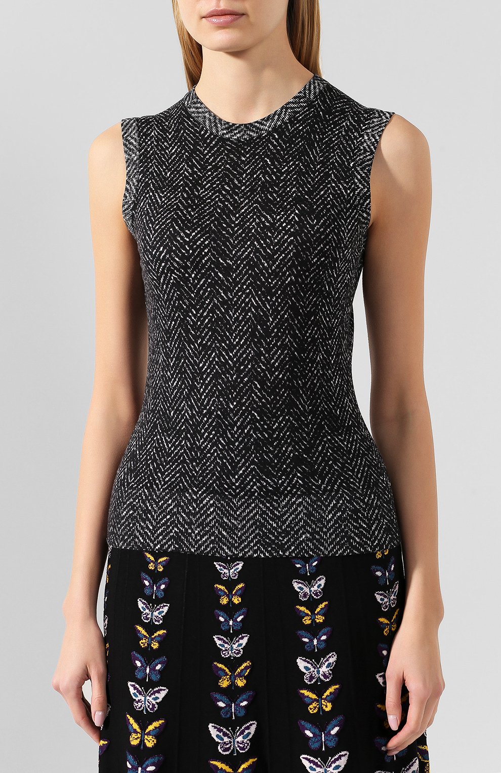 Шерстяной топ DOLCE & GABBANA серого цвета по цене 93550 руб., арт. FX457T/JAHGW, фото 3 Шерстяной топ DOLCE & GABBANA, арт. FX457T/JAHGW, фото 3
