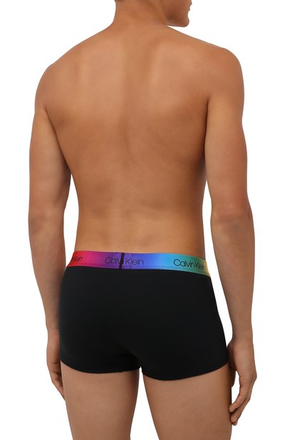 Боксеры CALVIN KLEIN черного цвета по цене 4320 руб., арт. NB2709A, фото 3 Боксеры CALVIN KLEIN, арт. NB2709A, фото 3
