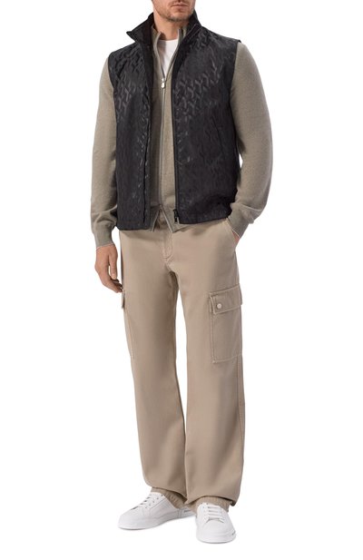 Жилет MVST черного цвета по цене 141500 руб., арт. M26.2PM.0011/F142 SWING-SILK/P0LYAMID, фото 2 Жилет MVST, арт. M26.2PM.0011/F142 SWING-SILK/P0LYAMID, фото 2