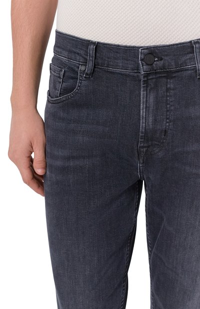 Джинсы slimmy tapered 7 FOR ALL MANKIND черного цвета по цене 29150 руб., арт. 7TB00C34-3LG, фото 5 Джинсы slimmy tapered 7 FOR ALL MANKIND, арт. 7TB00C34-3LG, фото 5