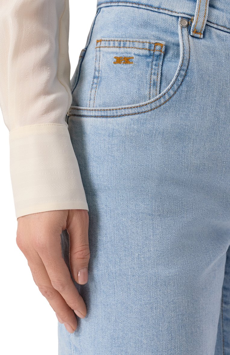 Женские джинсы KITON голубого цвета, арт. DJ56103K0930F01 | Фото 5 (Длина (брюки, джинсы): Стандартные; Материал внешний: Хлопок, Деним; Силуэт Ж (брюки и джинсы): Прямые; Детали: Делаве; Стили: Кэжуэл; Кросс-КТ: Деним; Автоматизация состава: Проставлено; Автоматизация ТО: Проставлено)