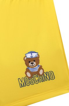 Детского плавки-шорты MOSCHINO желтого цвета, арт. MSL006/LKA00 | Фото 3 (Материал внешний: Синтетический материал; Кросс-КТ НВ: Плавки; Материал сплава: Проставлено; Нос: Не проставлено)