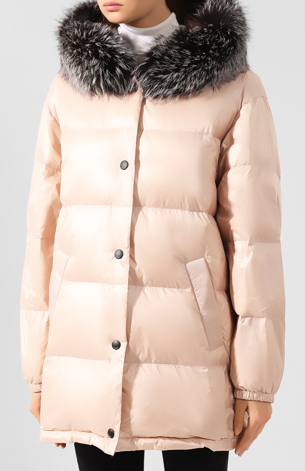 Пуховик YS ARMY PARIS черного цвета по цене 199500 руб., арт. 20WFM02010F67W, фото 6 Пуховик YS ARMY PARIS, арт. 20WFM02010F67W, фото 6