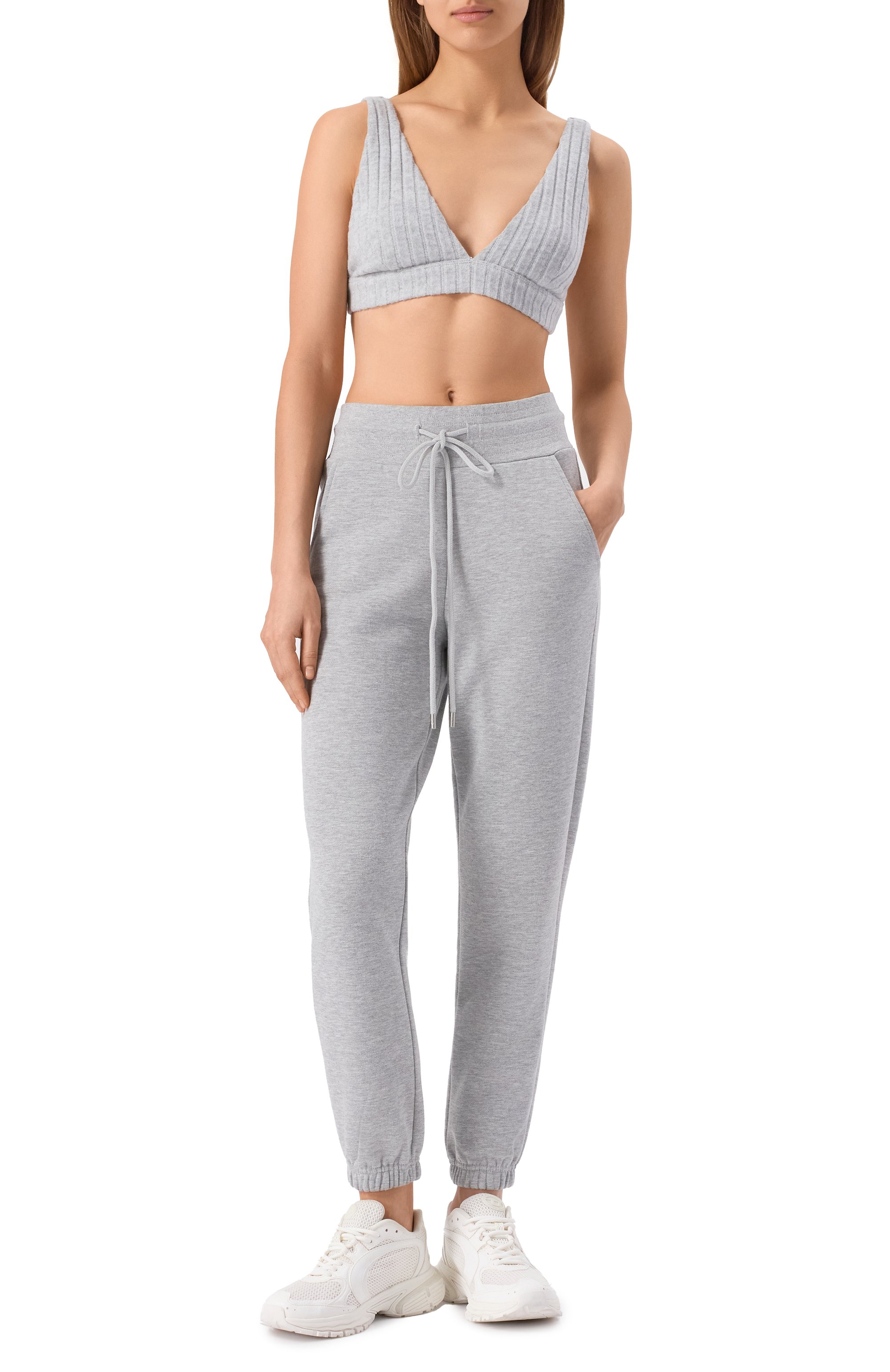 Топ ALO YOGA серого цвета по цене 12300 руб., арт. W9454R, фото 2 Топ ALO YOGA, арт. W9454R, фото 2